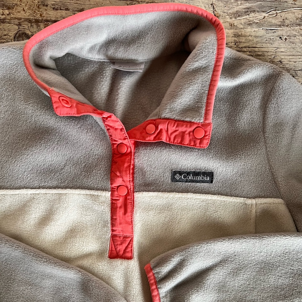 Columbia Sportswear Women L Pullover Long Sleeve Fleece Color block Sweatshirt
